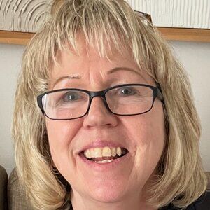 Meet your Posher, Donna